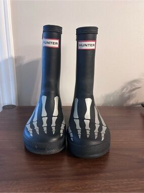 Hunter Kids Black Skeleton Rain Boots